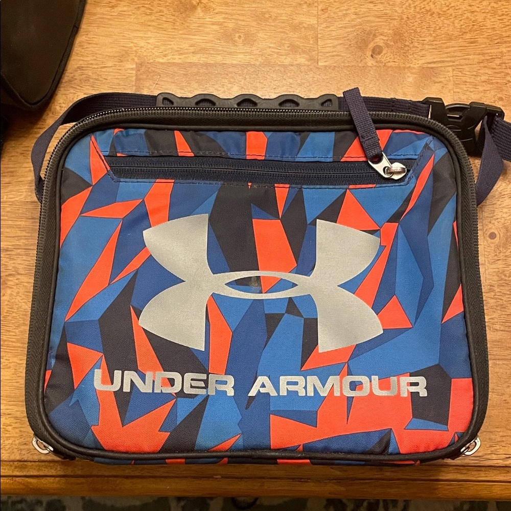 Under Armour Kids Vibrant Blue and Orange lunch bag